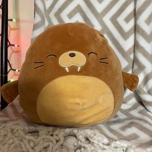 Bruce the walrus squishmallow